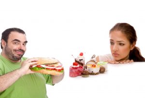 آیا تمایل به مواد غذایی در مردها و زنان متفاوت است؟ آیا تمایل به مواد غذایی در مردها و زنان متفاوت است؟